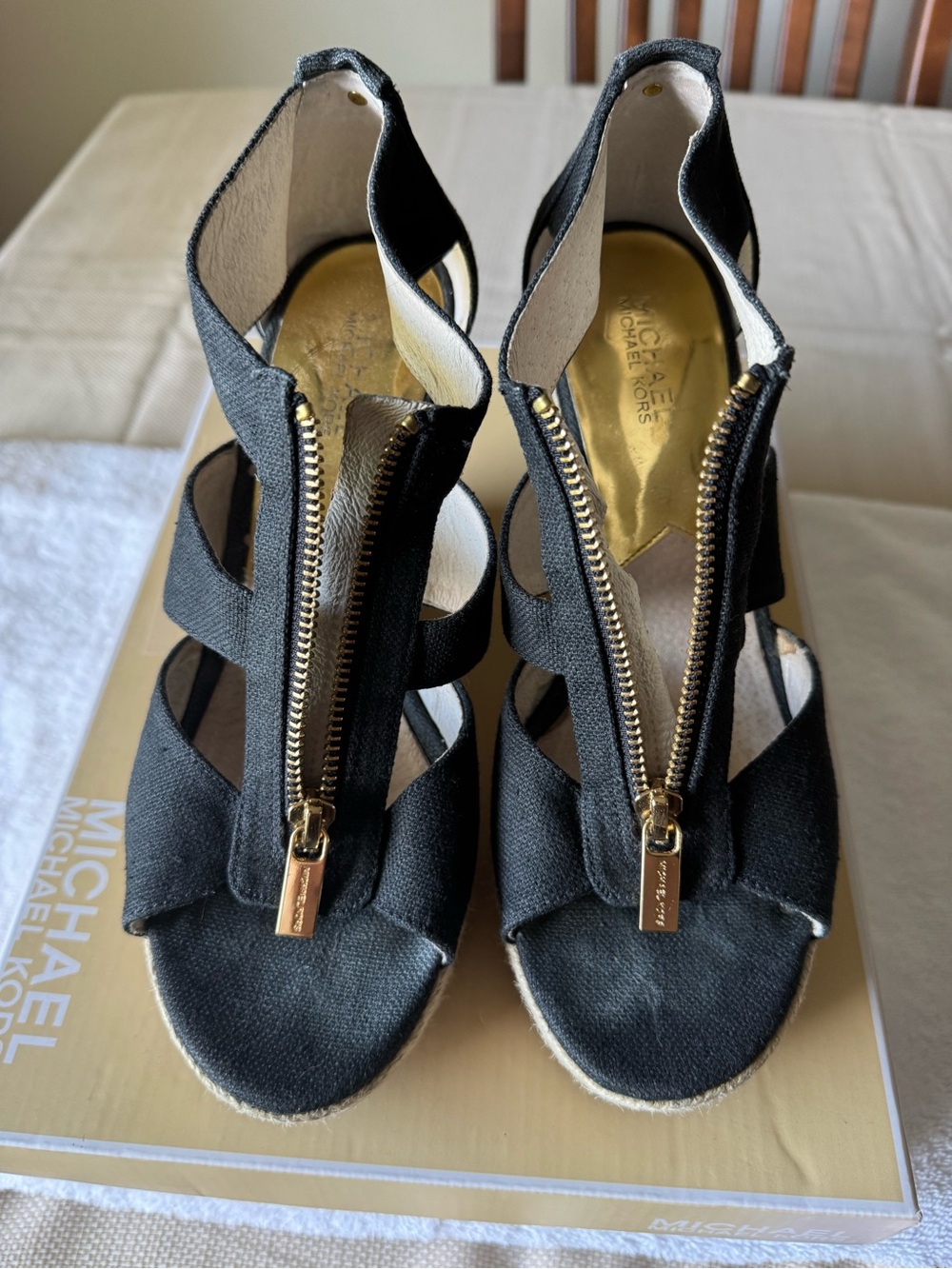 Michael Kors 8.5 Black Canvas Zip-Front Espadrille Wedge Sandals